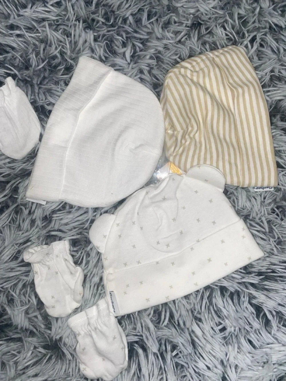 Gerber baby 100% Cotton mittens & beanies
